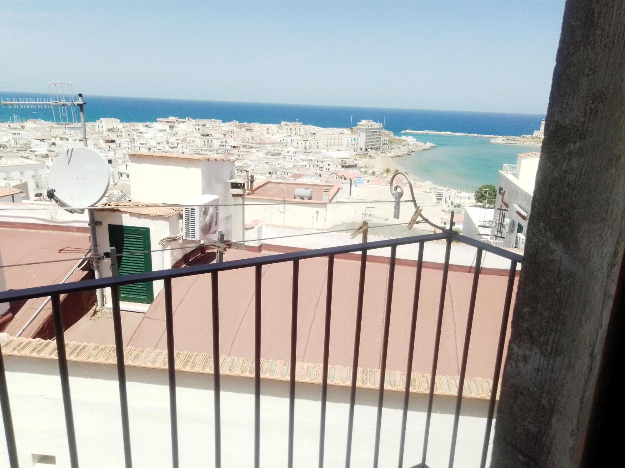 Torre La Mezzaluna Bed & Breakfast Vieste Exterior photo